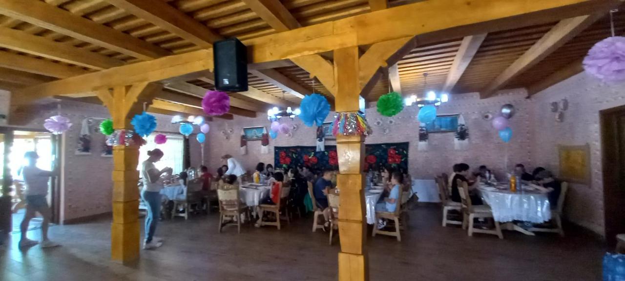 Pensiunea Valea Branzei Nanesti Buitenkant foto
